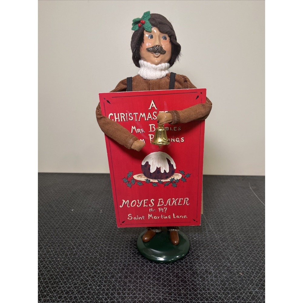 1994 Byers Choice Caroler Moyes Baker Plum Pudding Sign Man with Bell, Mint, New